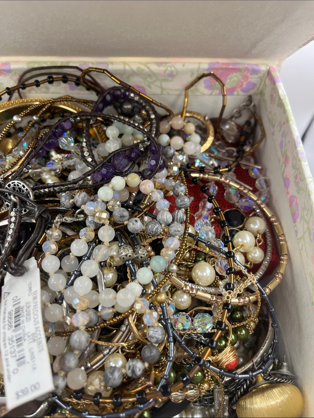 Mystery Jewelry & Keepsake Box 50 pieces 3 lbs - Picture 2 of 8